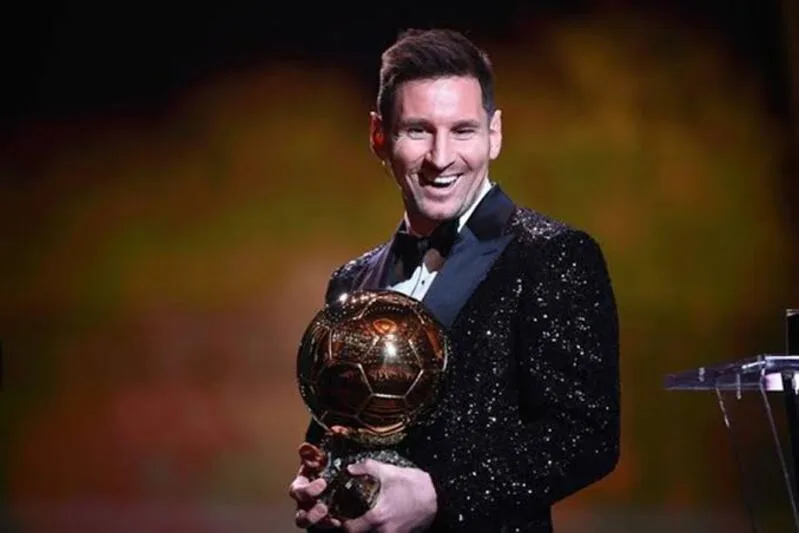 Tám Quả bóng vàng cùng nhiều danh hiệu cá nhân giúp Lionel Messi giữ vị trí đặc biệt trong lịch sử bóng đá.